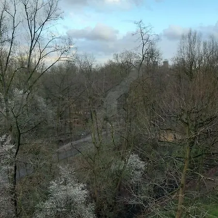 Appartement Zentral Und Doch Keulen