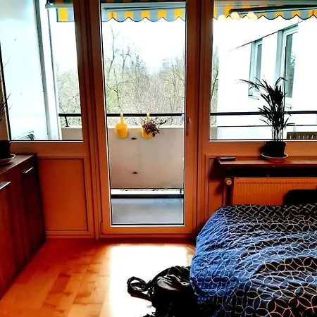 Zentral Und Doch 아파트 *